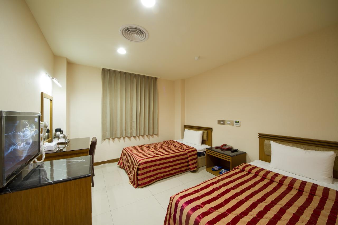 Songshan Hotel Kaohsiung Bagian luar foto