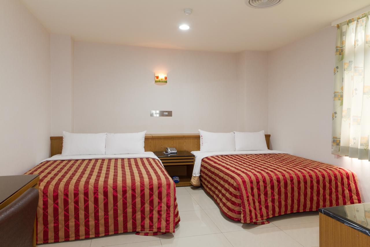 Songshan Hotel Kaohsiung Bagian luar foto